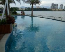 室內(nèi)外泳池